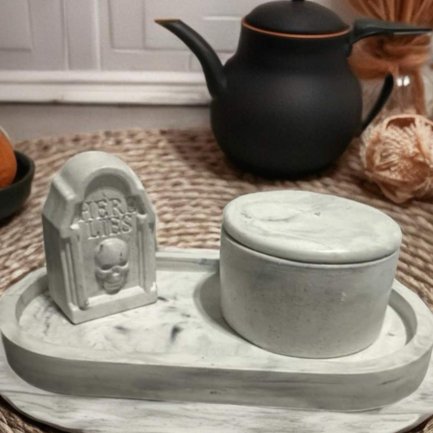 Skull Grave Mini – Taş Kurukafa Biblo & Mum 50 ml